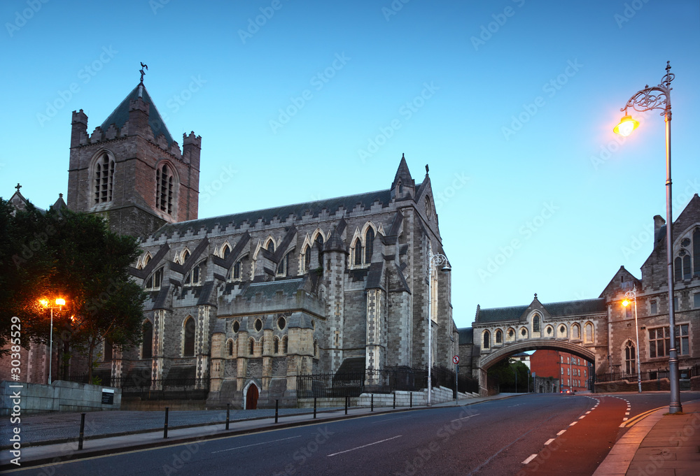 Wall mural Famous Christ Church Cathedral at evening in Dublin, Ireland