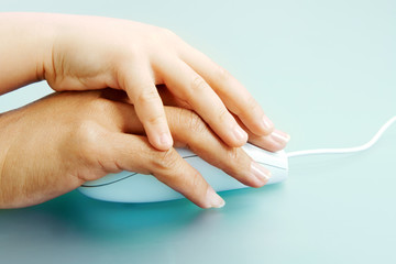 Hands on mouse