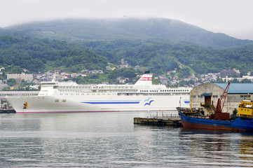 Fototapeta na wymiar sea ferry in port of Otaru (Japan, island Hokkaido)