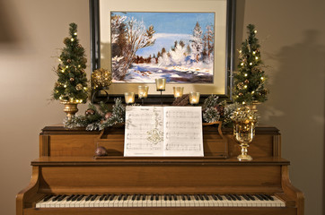 Fototapeta na wymiar Christmas piano