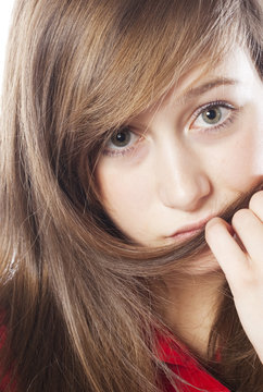 jeune fille timide