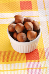 nocciole in scodella