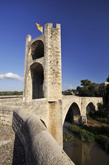 Fototapeta premium Romanesque bridge of Besalú, Catalonia, Spain