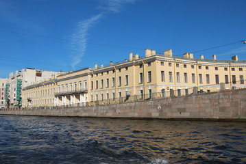 Building St.-Petersburg