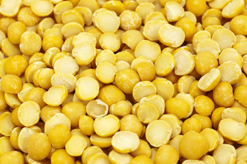 Split yellow peas