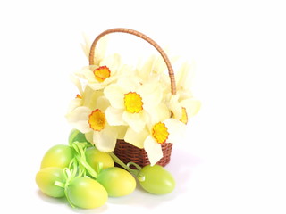 koszyczek wielkanocny - Easter flowers and eggs