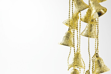 金色のベルのクリスマス飾り