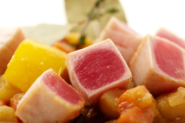 tuna with sauteed vegetables