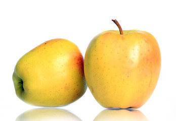Yellow apples