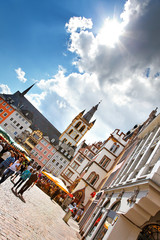 Hauptmarkt Trier mit Kirche St. Gangolf