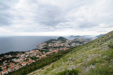 Fototapeta na wymiar Îles Élaphites vues depuis le mont Saint-Serge