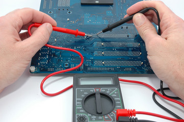 Repairing computer circuit board