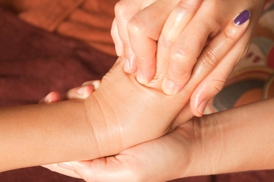 reflexology Hand massage, spa hand treatment,Thailand
