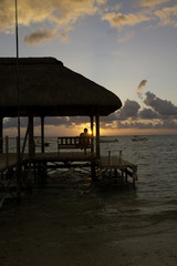 coucher de soleil à l ile maurice (plage de flic en flac)