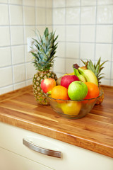 Bunte Obstschale