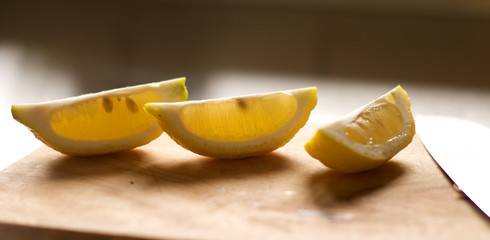 Zitronenschnitze