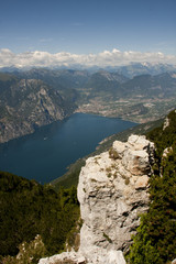 Naklejka premium Monte Baldo, sentiero del Monte Altissimo di Naga