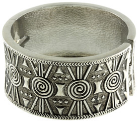 bracelet ethnique métal ciselé