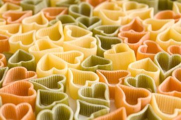 Bunte Pastaherzen