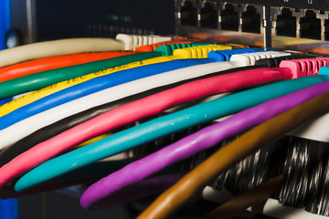 Netzwerk, Buchsen und Stecker