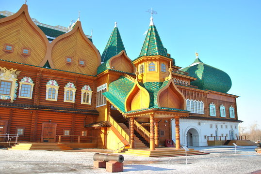 Фрагмент дворца Алексея Михайловича в Коломенском.