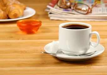 Coffe, glasses, news