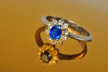 Platinum sapphire ring