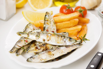 Grilled fish with french fries