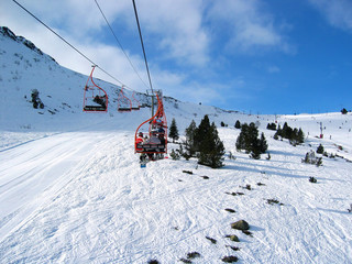 Fototapeta na wymiar Puymorens wyciąg narciarski