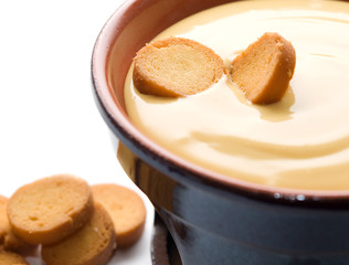 fonduta con crostini