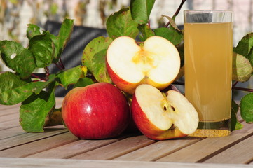 Natürlicher Apfelsaft