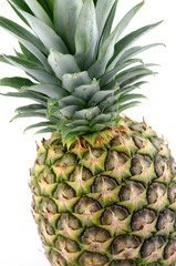 Fototapeta premium ananas sur fond blanc