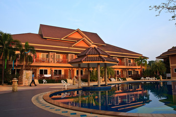 Fototapeta na wymiar modern building thai style
