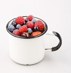 different kinds of berries