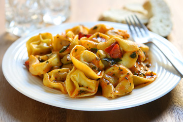 Roasted Pepper Tortellini