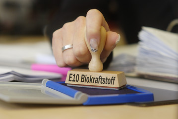 Stempel mit Thema Super E10 Biokraftstoff Verträglich