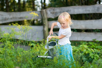 garden girl © mbt_studio