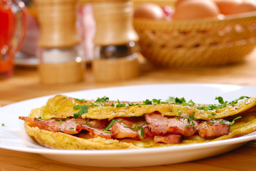 Omelet with bacon