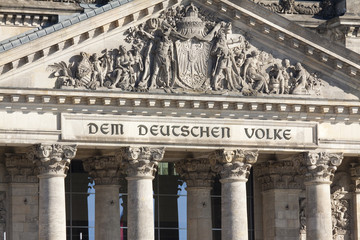 Fototapeta premium Dem deutschen Volke - Reichstag in Berlin