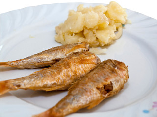 Fried fish with potatoes