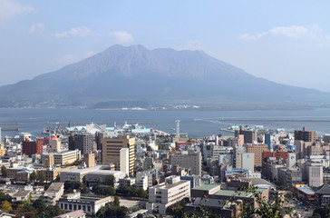 Fototapeta na wymiar Kagoshima i Mt Sakurajima, Japonia