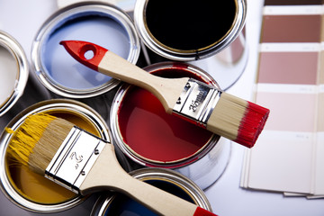 Color and paint cans