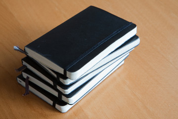 Stapel Notizbücher