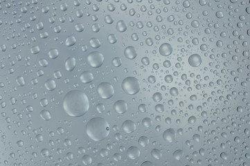 Wasser schmecken, sehen und riechen. Regen