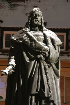 Albrecht D&uuml;rer Denkmal N&uuml;rnberg Platz Maler K&uuml;nstler Statue
