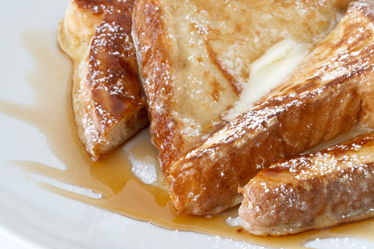 French toast is made with a Mitsubishi Electric Corp. TO-ST1-T Bread  News Photo - Getty Images