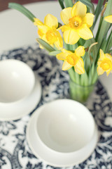 Obraz na płótnie Canvas breakfast with daffodil