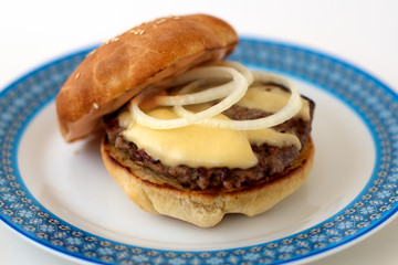 Classic Cheeseburger on Sesame Bun