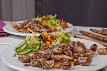 Salat mit Steak