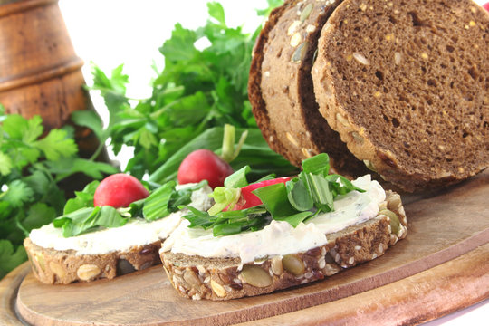B&auml;rlauchbrot